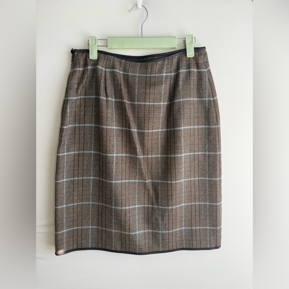 Banana Republic Wool skirt • Women’s size 6 - Picture 3 of 6